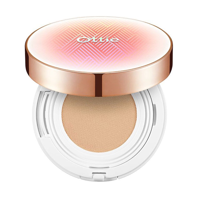 Тональний кушон для обличчя Ottie Objet D'art Tension Pact, SPF 50 PA++++, зі змінним блоком, 21 Light, 2*15 г