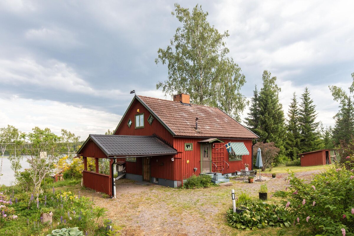 Як живуть прості люди в Швеції. Звичайний продавець показала будинок своєї сім'ї1