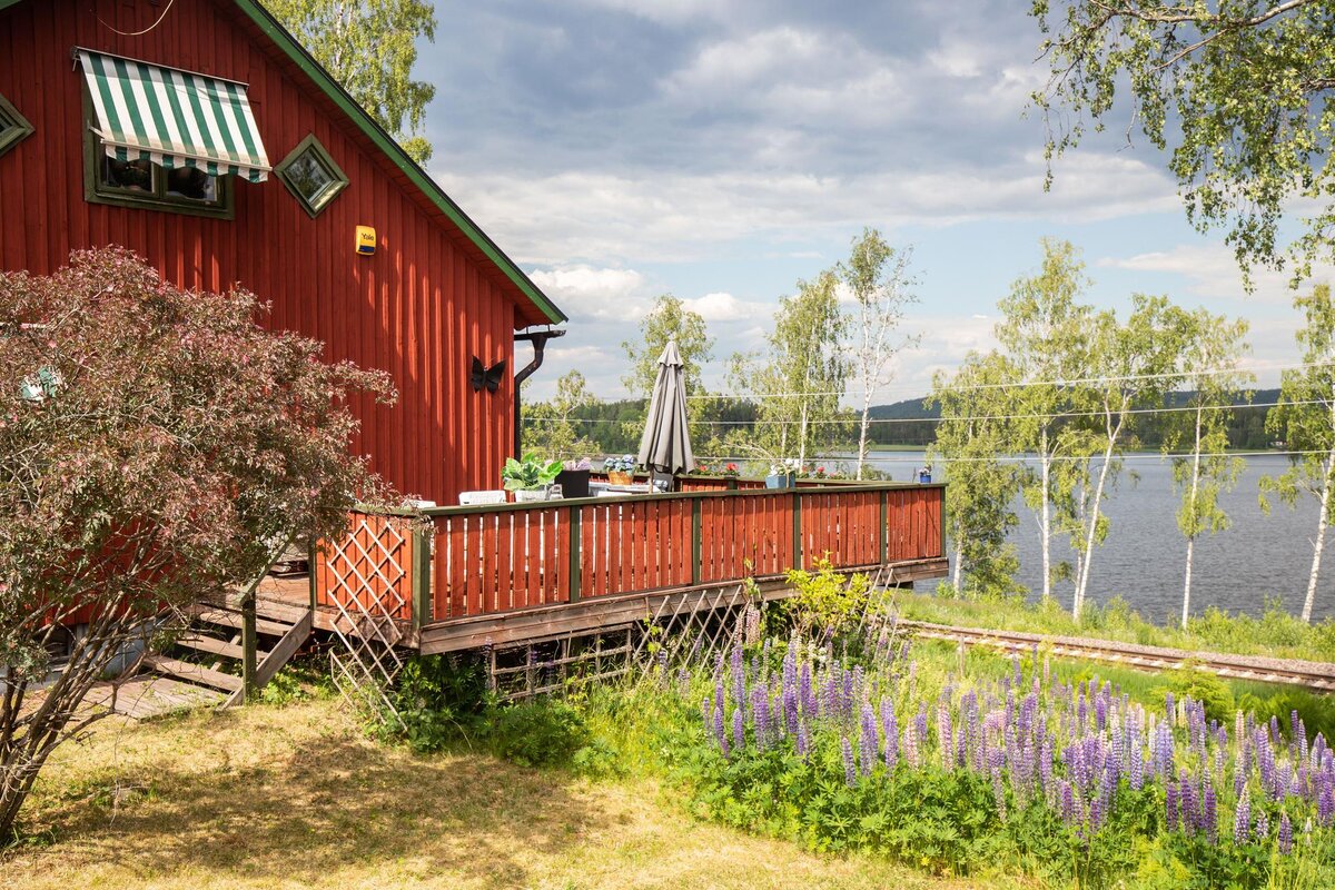 Як живуть прості люди в Швеції. Звичайний продавець показала будинок своєї сім'ї21