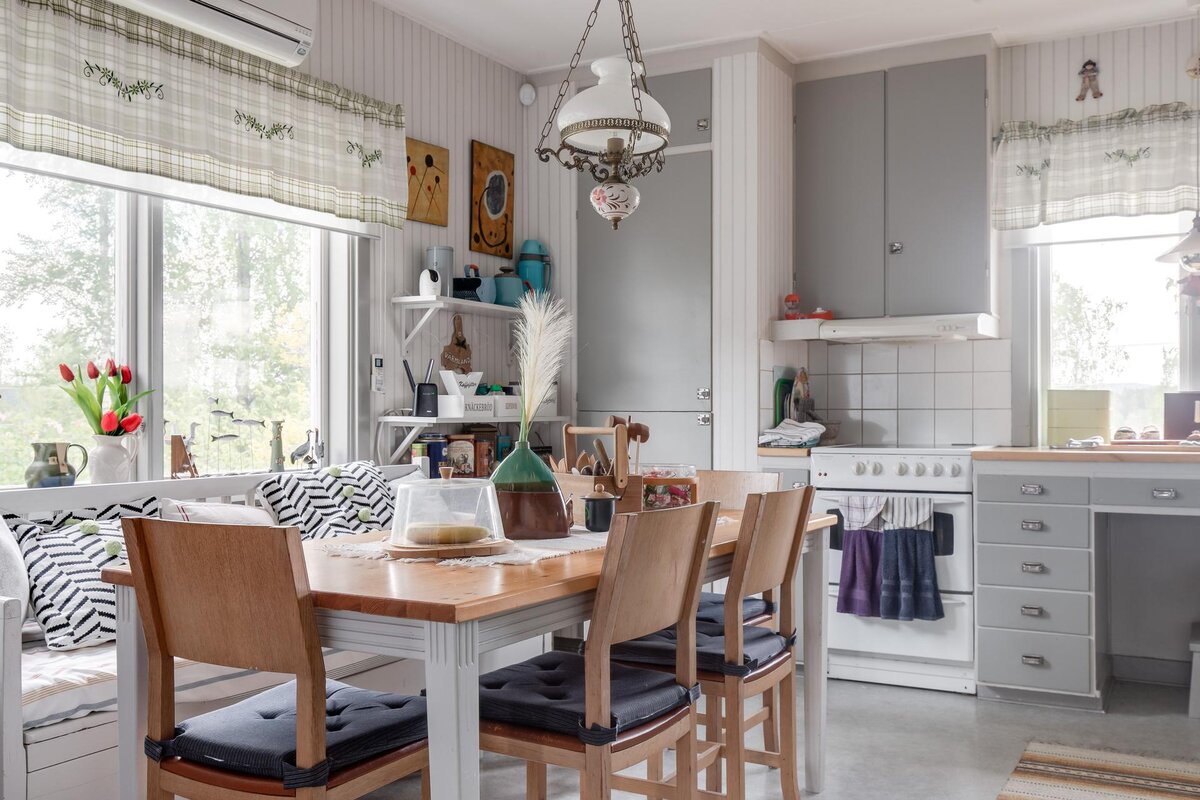 Як живуть прості люди в Швеції. Звичайний продавець показала будинок своєї сім'ї4