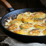 Простой и вкусный рецепт картофеля с сыром