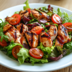 Простой рецепт салата с копченой курицей.2